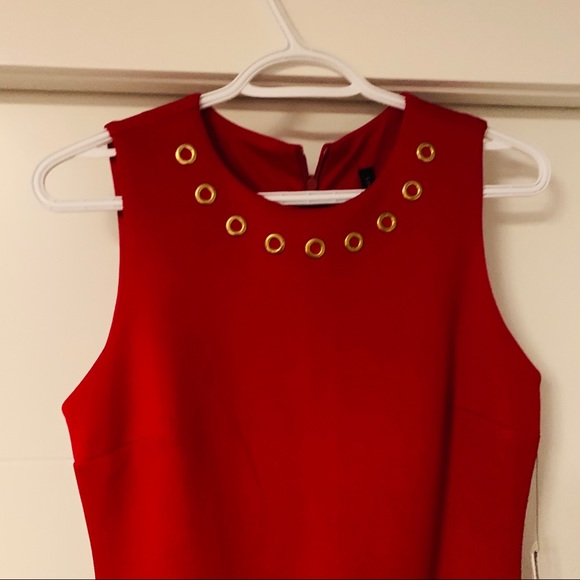 Red dress - Picture 3 of 5